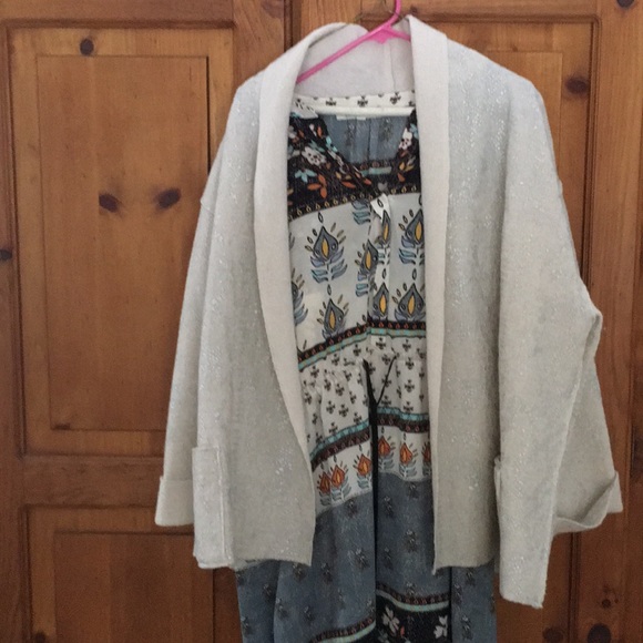 Multi colored spring or summer dressAmazing prints - Picture 8 of 8